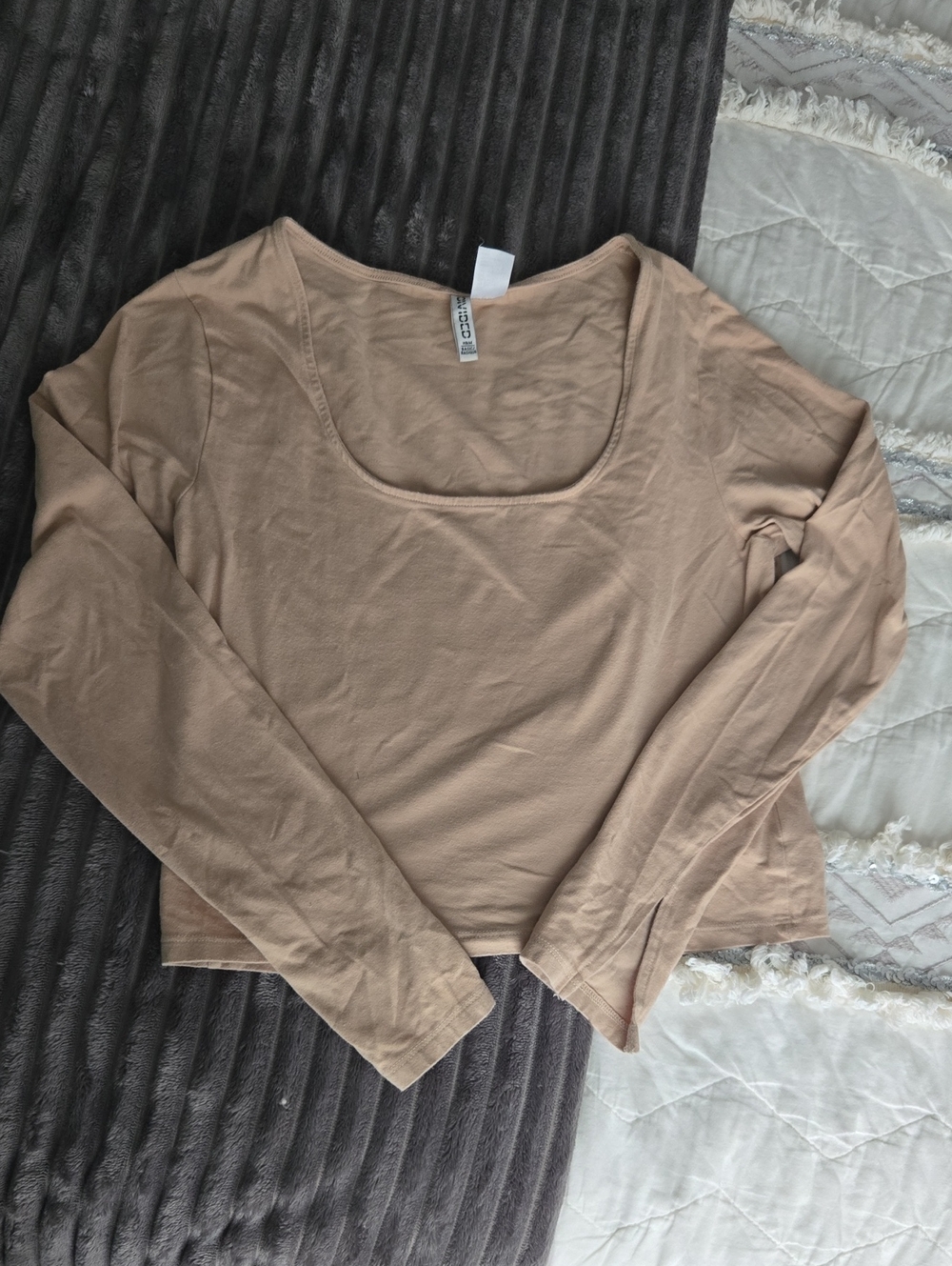 H&M Beige Scoop Neck Long Sleeve Top